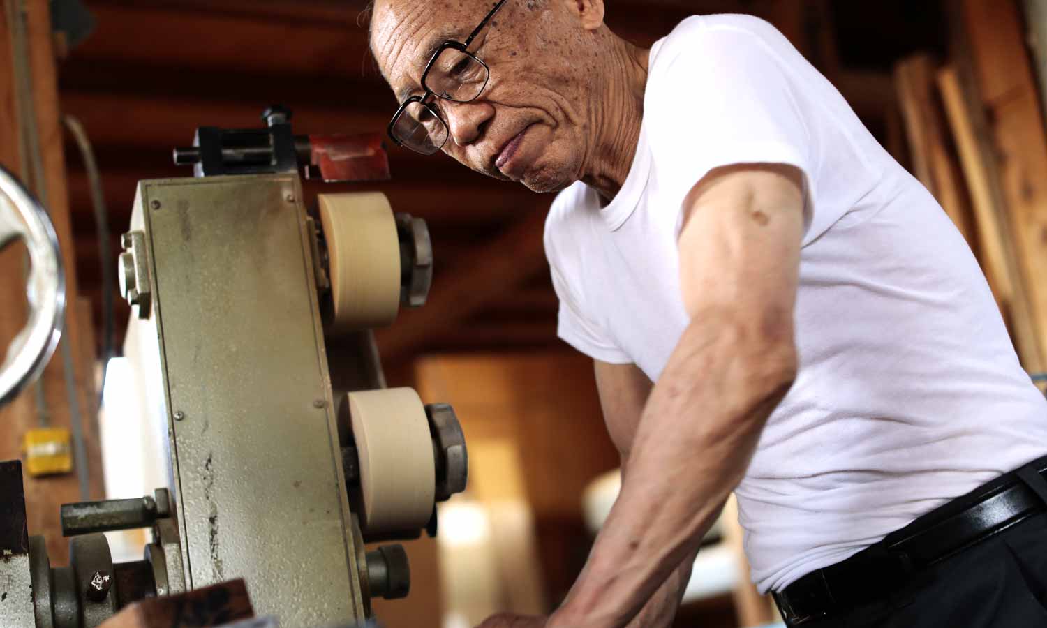 職人が作業をしている様子03